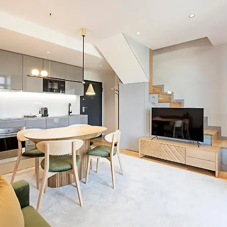 Апартаменты Almada 505 - Premium Flat By Lovelystay *
