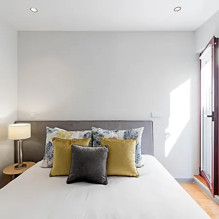 Almada 505 - Premium Flat By Lovelystay * Порту