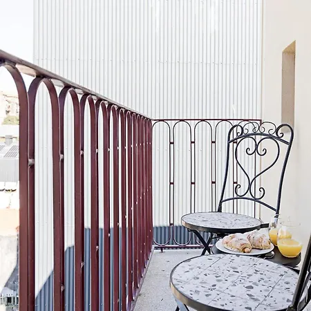 Almada 505 - Premium Flat By Lovelystay